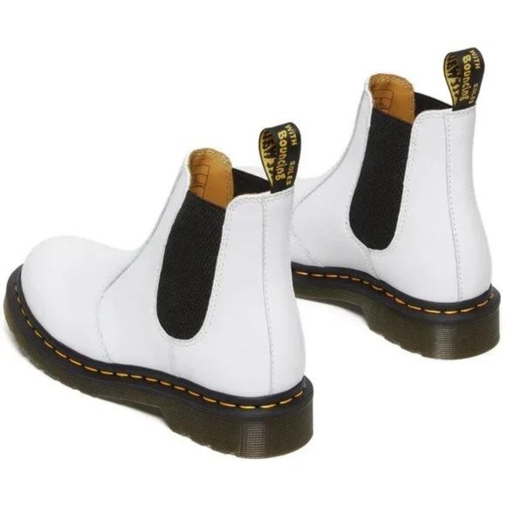 NWT Dr. Martens Women's Softy T Chelsea Boots - Picture 9 of 12